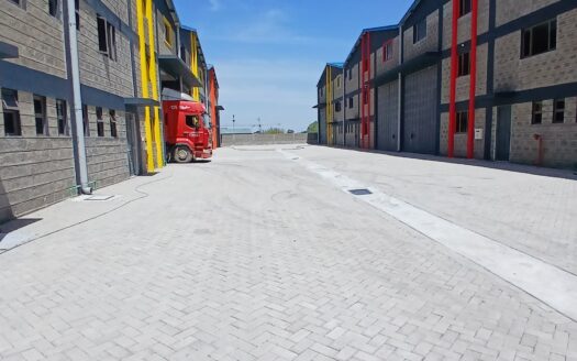 Spacious Godown To Let / For Sale – Syokimau (Gateway Mall Area)