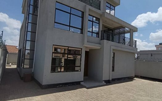 5 bedrooms all ensuite with dsq Syokimau