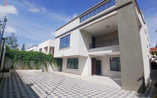 Newly built 6 bedrooms all ensuite on ⅛ acre plot in Syokimau